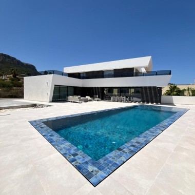 CONSTRUCCIÓN DE PISCINAS 